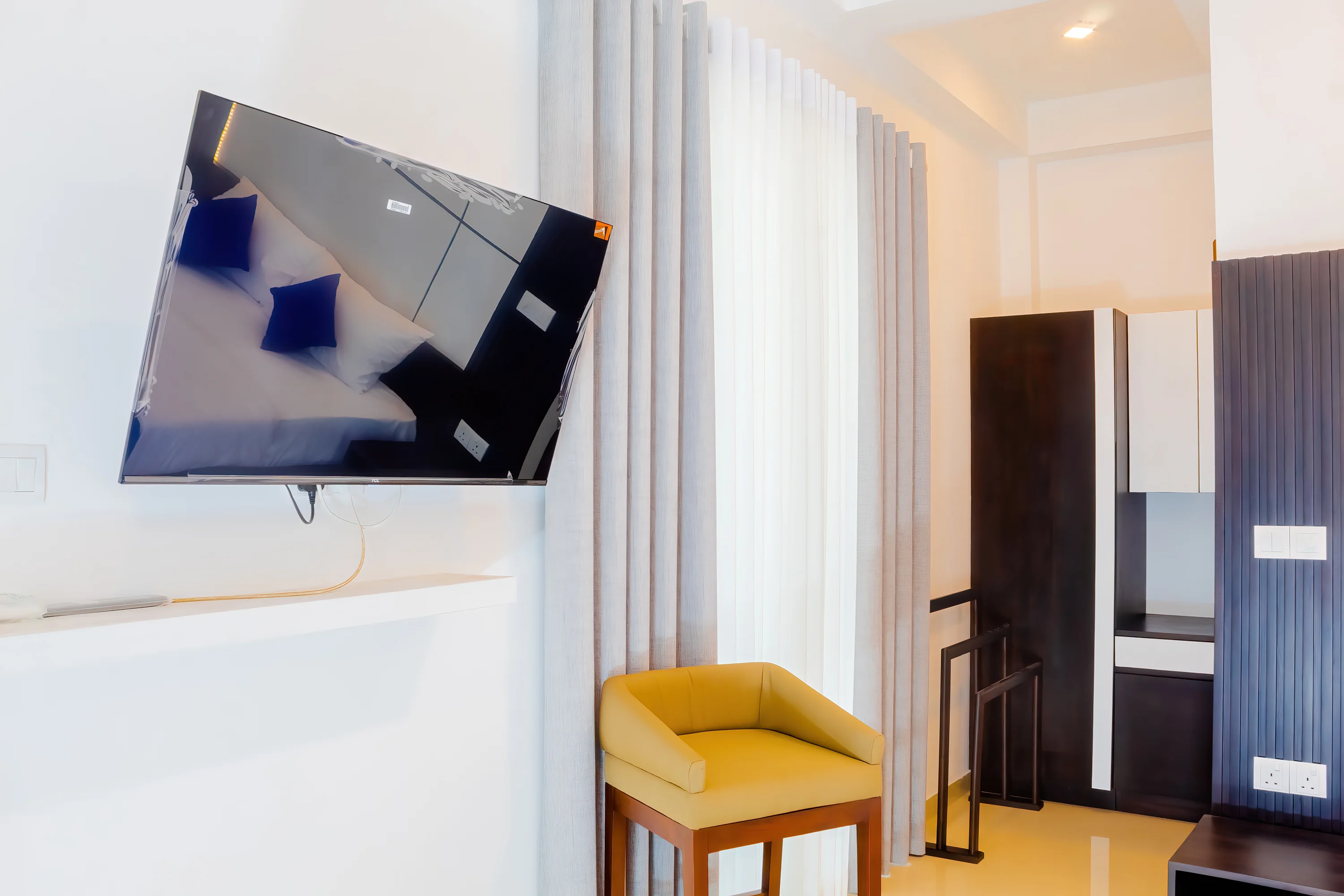 Deluxe Suite Lounge Corner